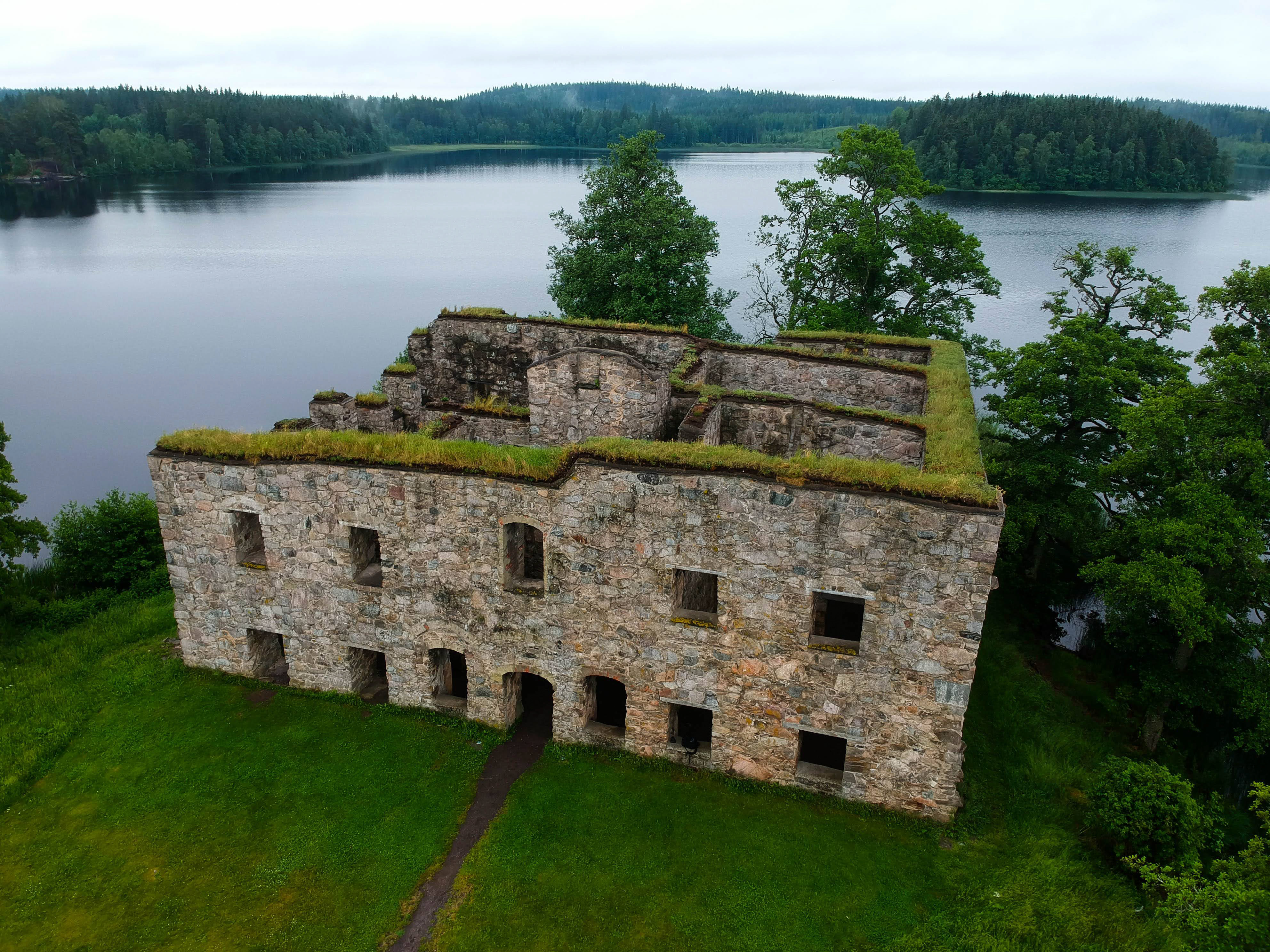 Foto av Eksjöhovgårds slottsruin