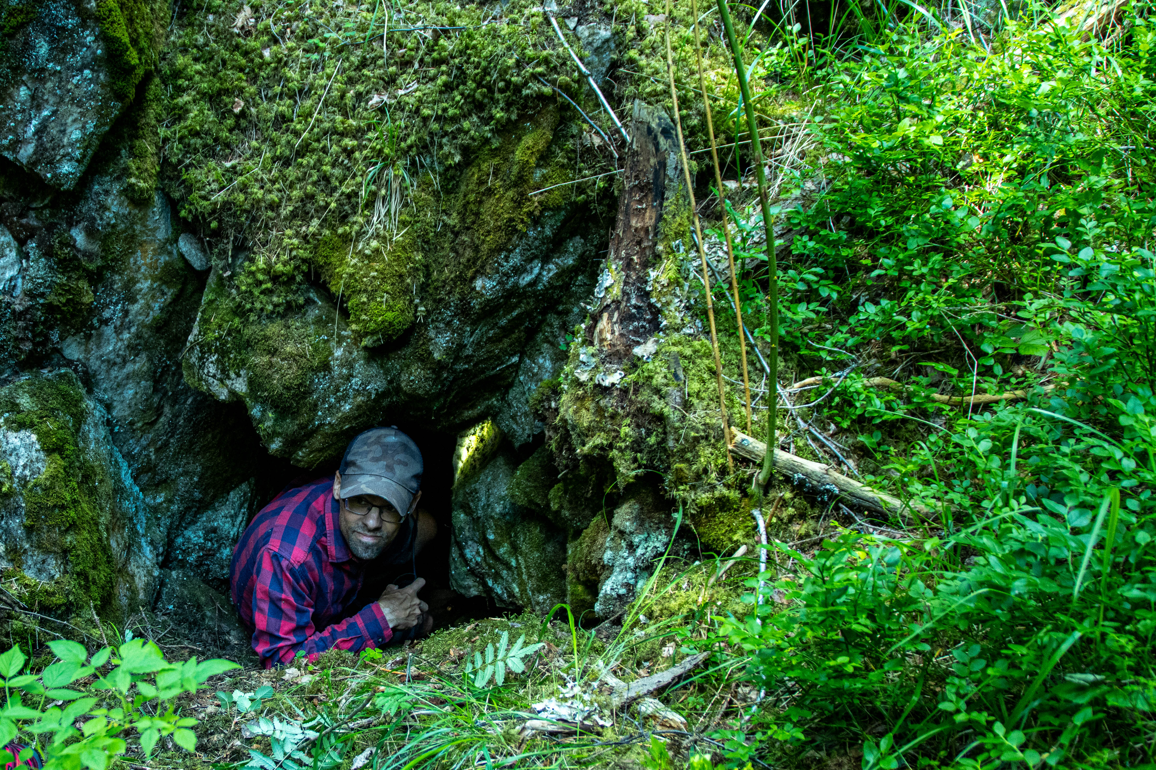 Foto av Ängbäckens grotta